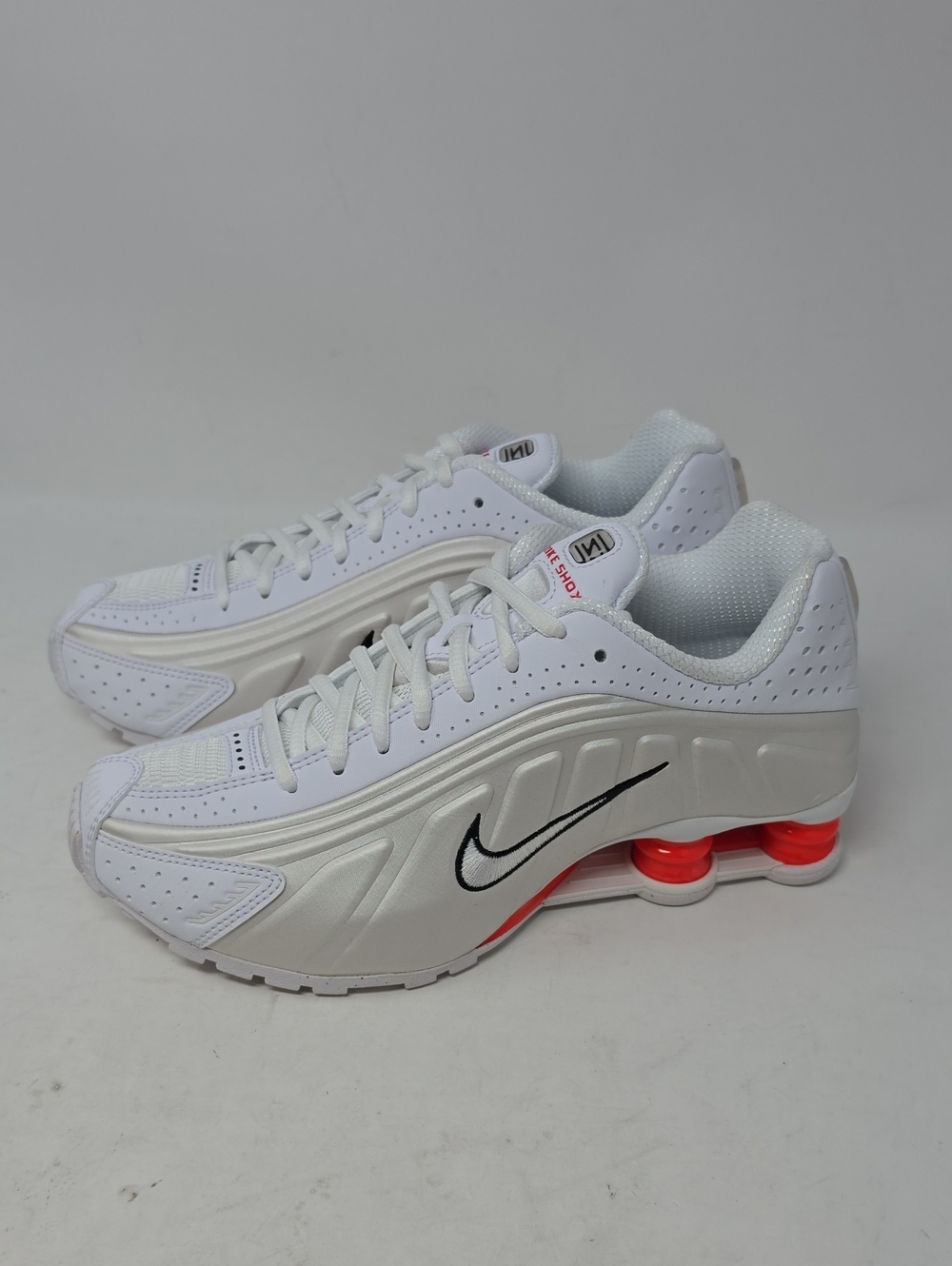 Nike Shox R4 White Phantom Picante Red Women's AR3565-103 Women's Size 7